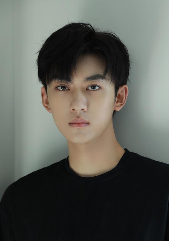 程泓鑫 Hongxin Cheng照片