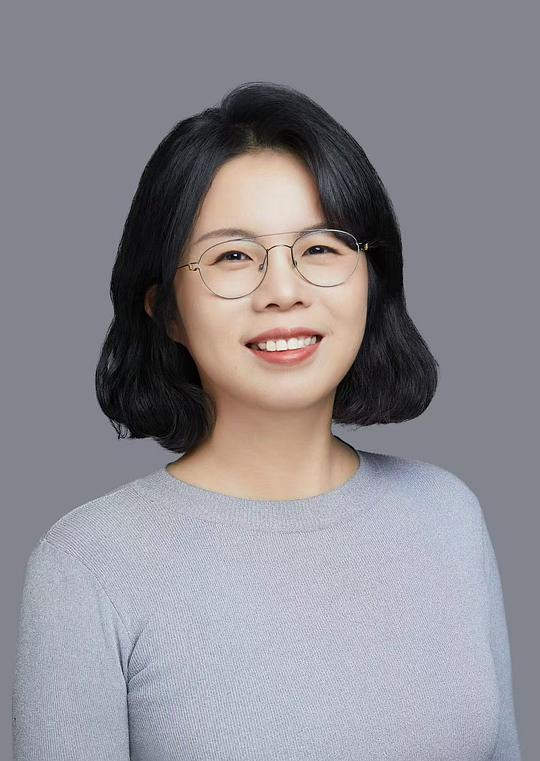 华玮琳 Weilin Hua照片