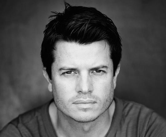 乔尔·皮尔斯 Joel Pierce照片