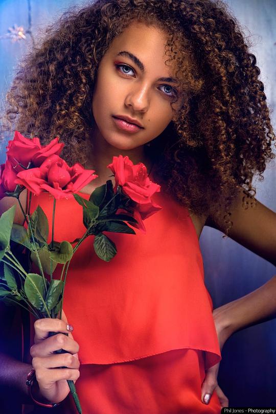 艾拉·沃克 Ella Walker照片