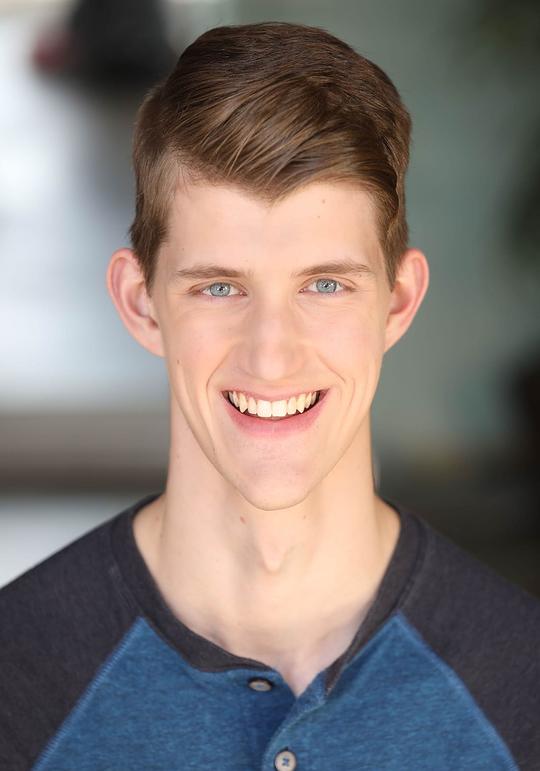 特雷弗·纽林 Trevor Newlin照片