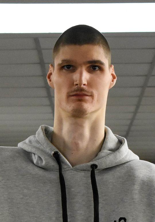 罗伯特·博布罗茨基 Robert Bobroczkyi照片