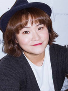 金信英 Kim Sin-yeong照片