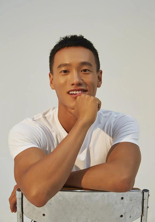 翟宇佳 Yujia Zhai照片