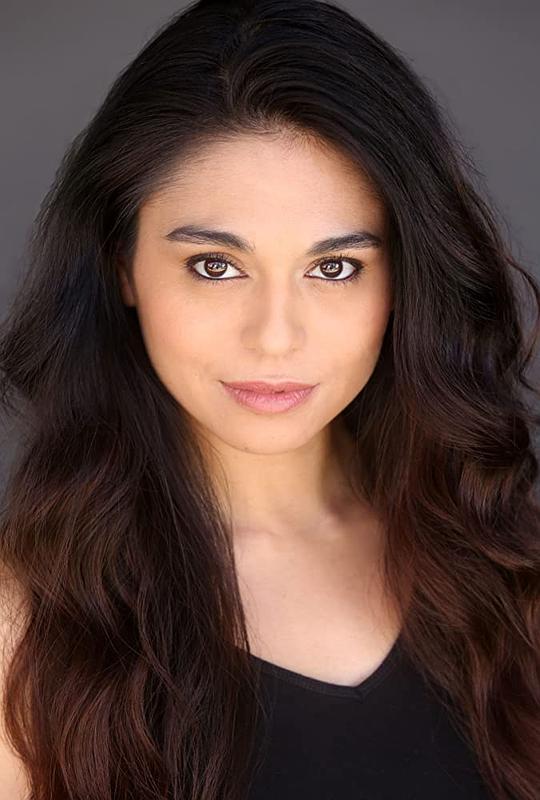 安德里娅·安德拉德 Andrea Andrade照片