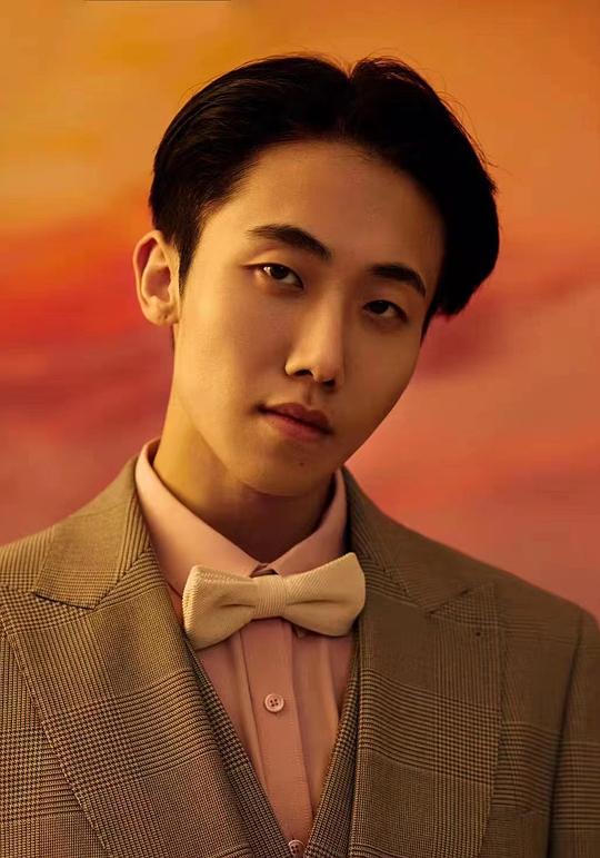 罗圣灯 Shengdeng Luo照片