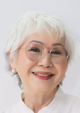 乌萨·萨梅坎姆 Usha Seamkhum照片