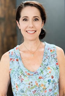 格利尼斯·戴维斯 Glynis Davies照片