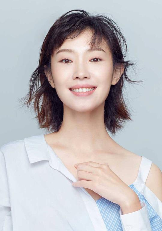 王佳佳 Jiajia Wang照片