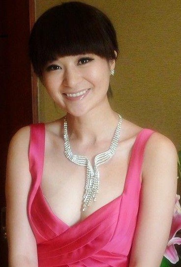 方龄 Ling Fang照片