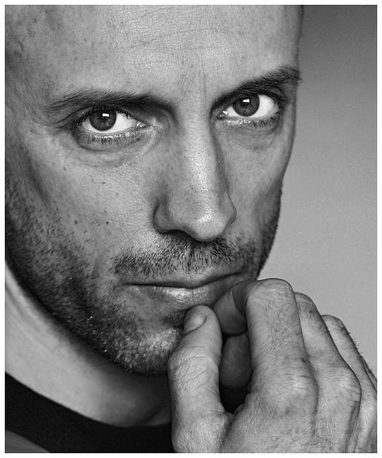 托马斯·派登 Thomas Padden照片