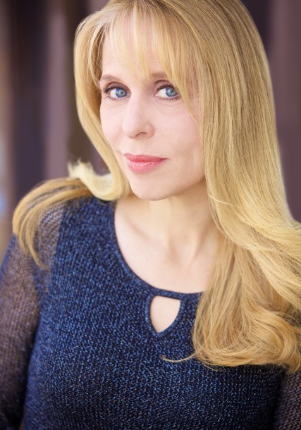 迪娜·莫罗 Dina Morrone照片