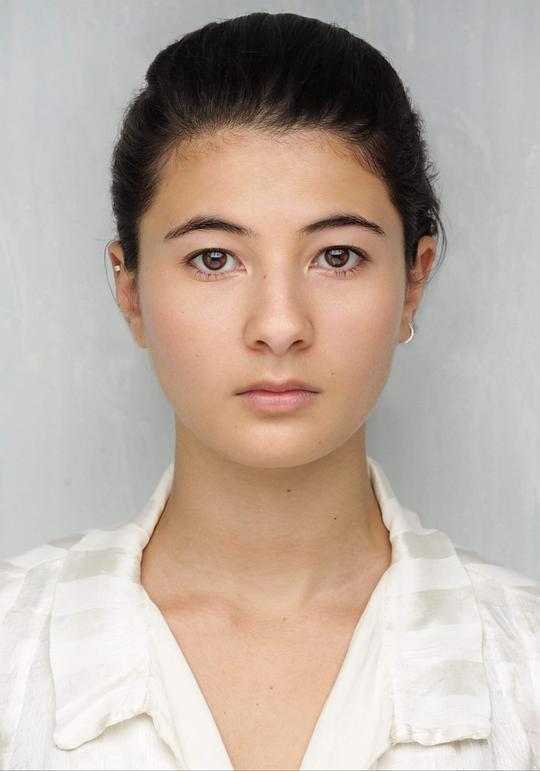 伊登·纳森森 Eden Nathenson照片