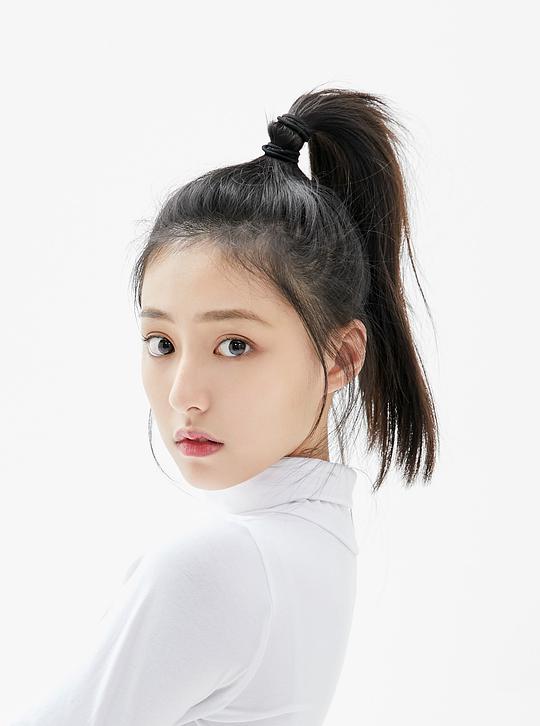 胡连馨 Lianxin Hu照片