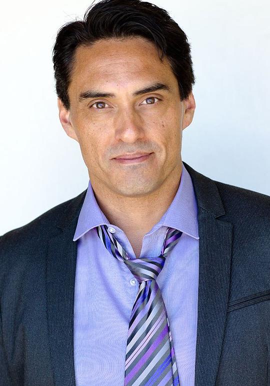 达雷尔·丹尼斯 Darrell Dennis照片