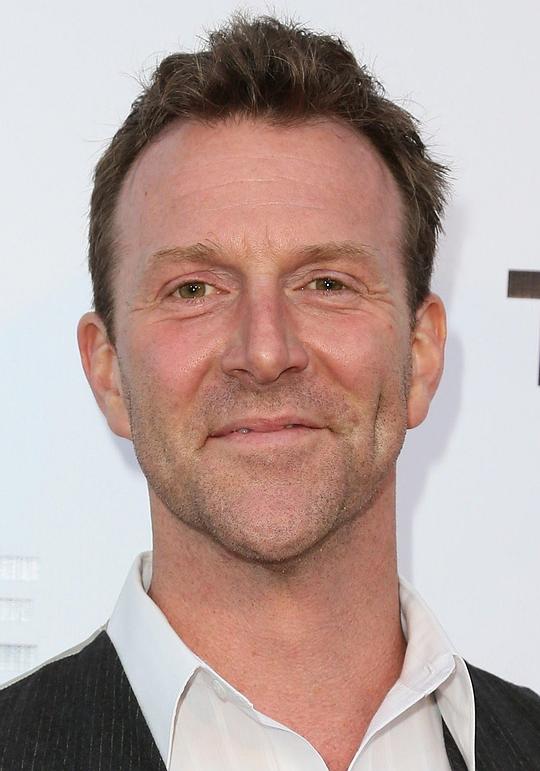 亚伦·亨德利 Aaron Hendry照片