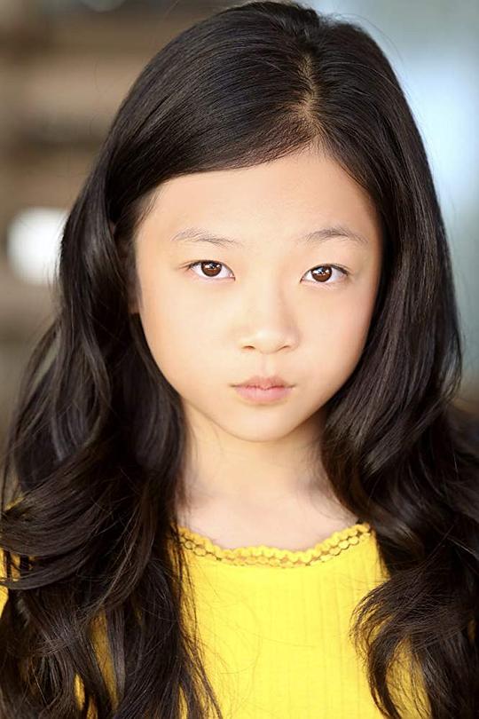 赫小哈 Harmonie He照片