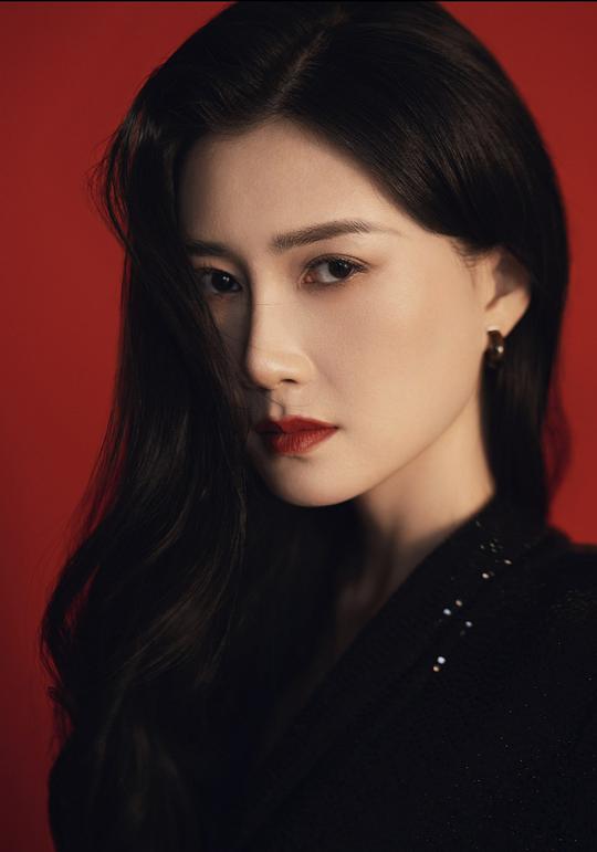 王倾 Qing Wang照片