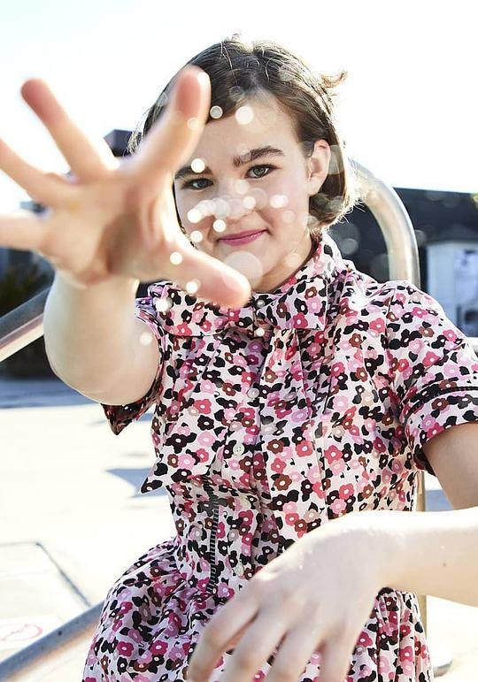 米利森特·西蒙兹 Millicent Simmonds照片