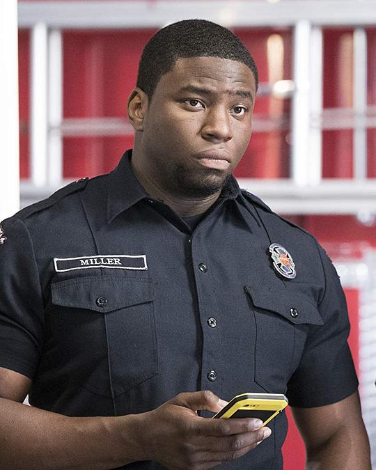 奥基里特·奥诺多瓦 Okieriete Onaodowan照片