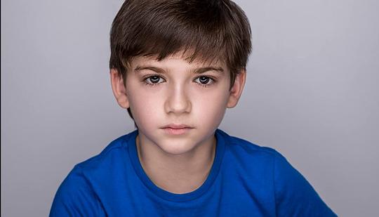 扎卡里·戈林格 Zachary Golinger照片