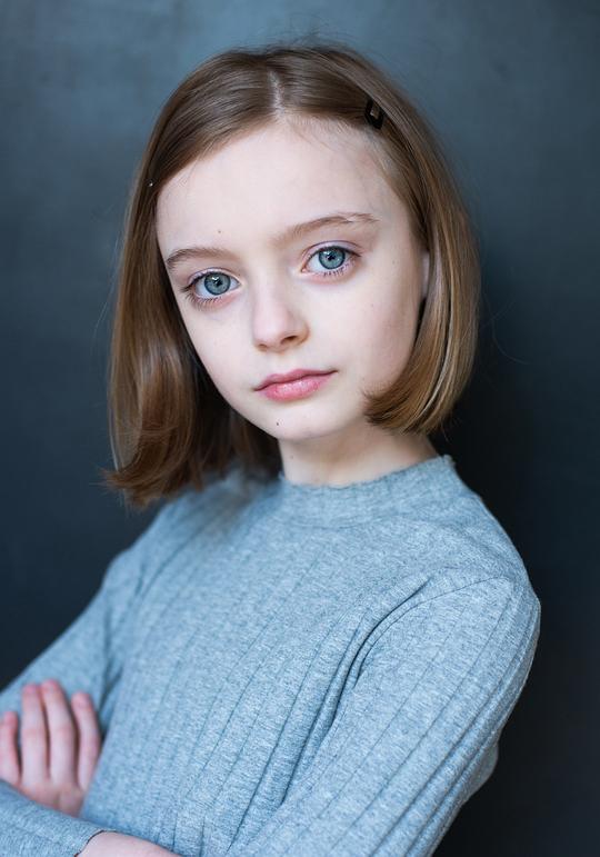 奥利弗·伊莉丝·阿伯克隆比 Olive Elise Abercrombie照片