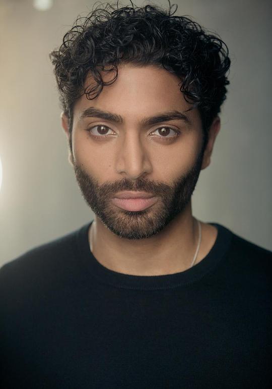 布拉姆德奥·香农·拉玛那 Brahmdeo Shannon Ramana照片