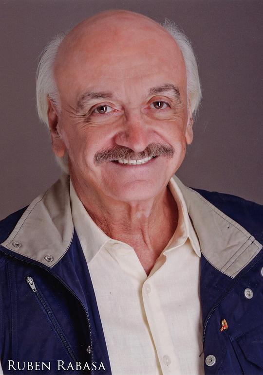 鲁本·拉巴萨 Ruben Rabasa照片