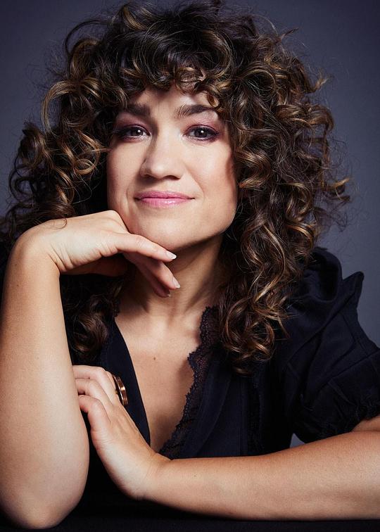 莎拉·斯蒂尔斯 Sarah Stiles照片