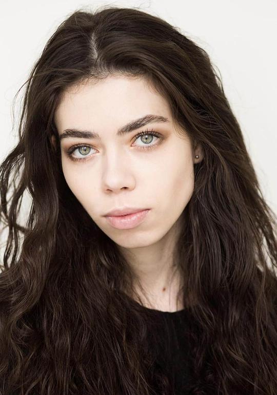 埃伦娜·古雷维奇 Alena Gurevich照片