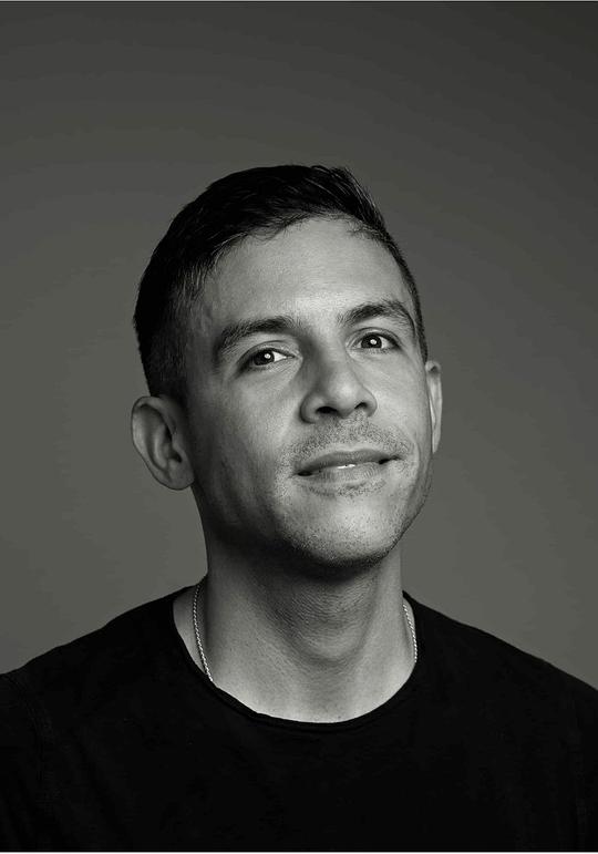 马修·洛佩兹 Matthew López照片