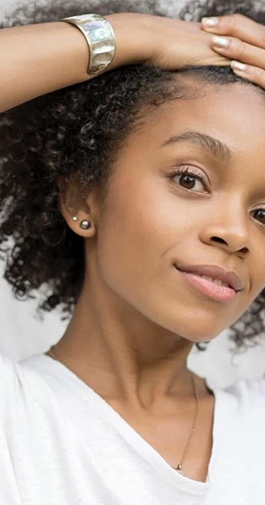 瑞秋·希尔森 Rachel Hilson照片