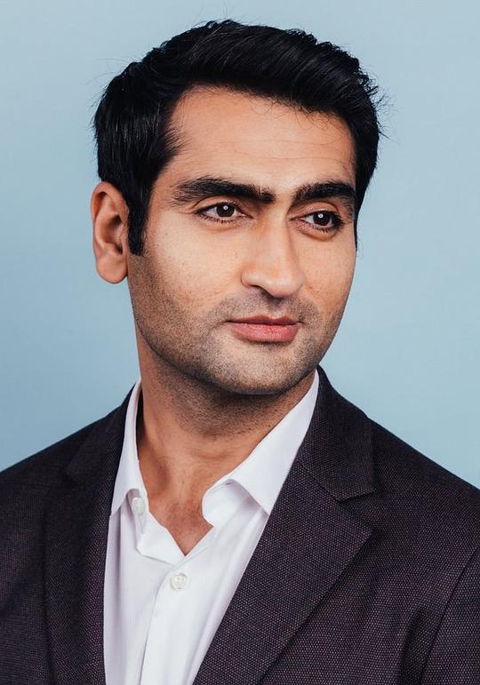 库梅尔·南贾尼 Kumail Nanjiani照片