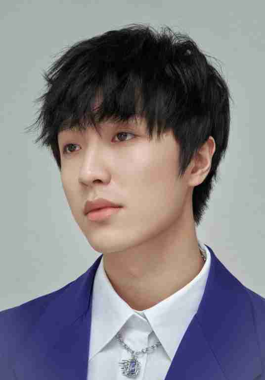 冯满 Man Feng照片