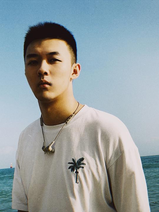 黄曾鸿辰 HongChen HuangZeng照片