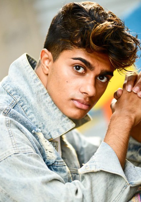 贾米尔·希夫吉 Jameel Shivji照片