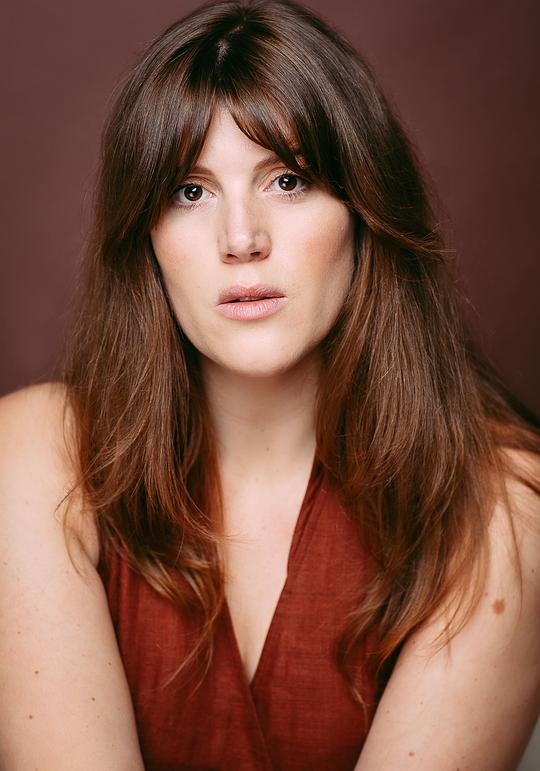 安德烈埃·瓦雷 Andrea Ware照片