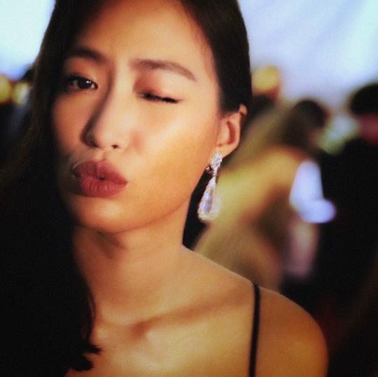 郑宇彤 Evelyn Yu-Tong Cheng照片