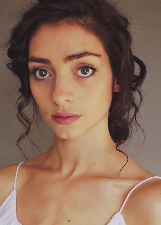 梅利莎·圣阿曼德 Melissa Saint-Amand照片