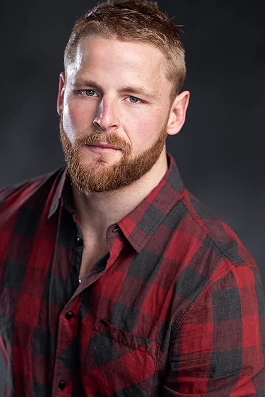 特拉维斯·昆汀 Travis Quentin照片