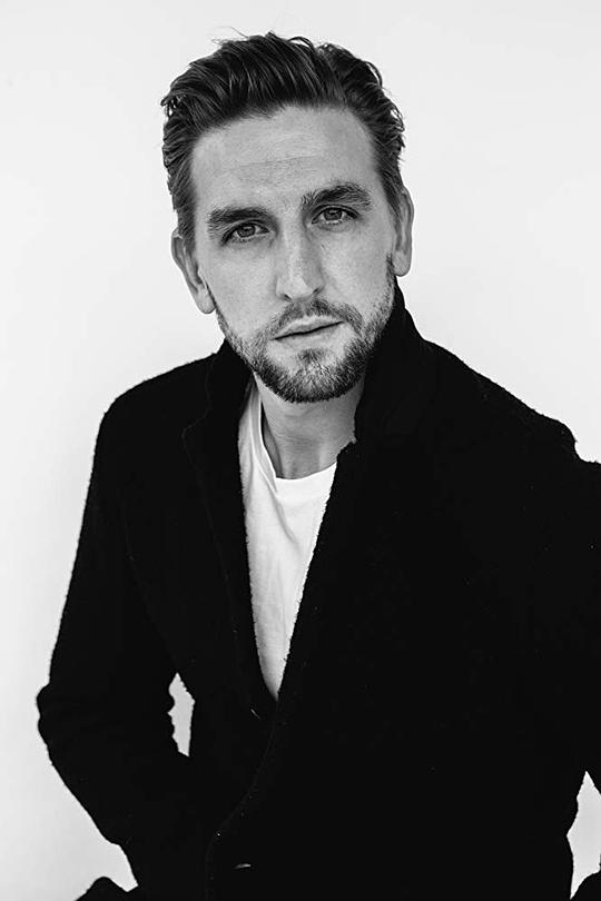 马克西米利安·奥辛斯基 Maximilian Osinski照片