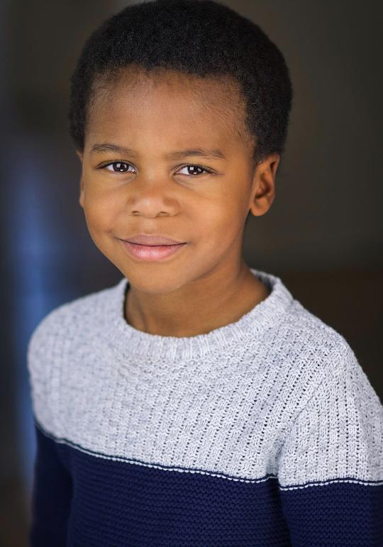 杰登·欧尼亚 Jayden Oniah照片