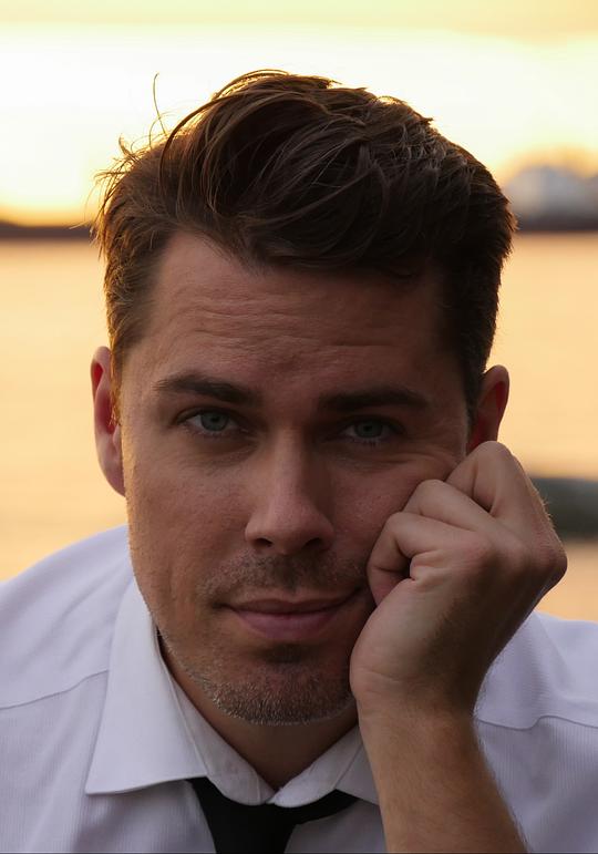 贾斯汀·斯通 Justin Stone照片