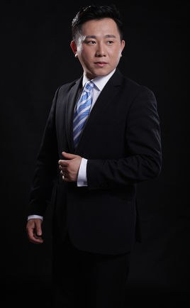 梁刚 Gang Liang照片