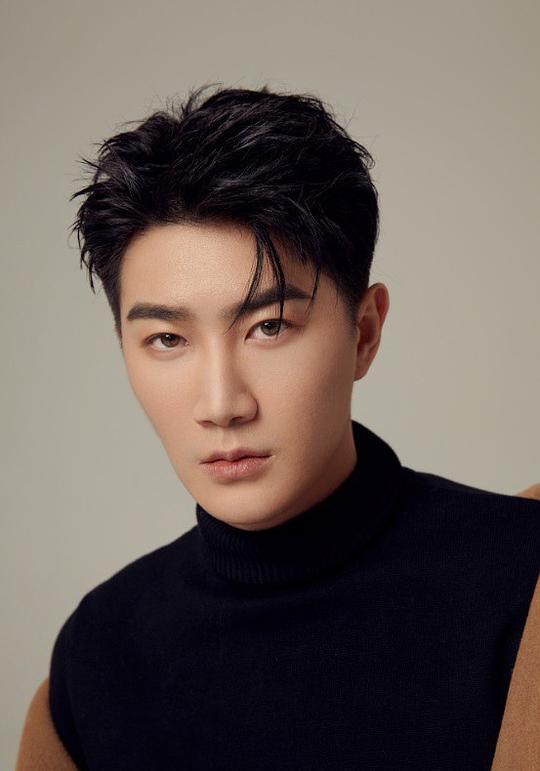 王尊 Zun Wang照片