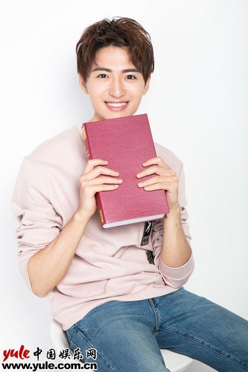 王成 Cheng Wang照片