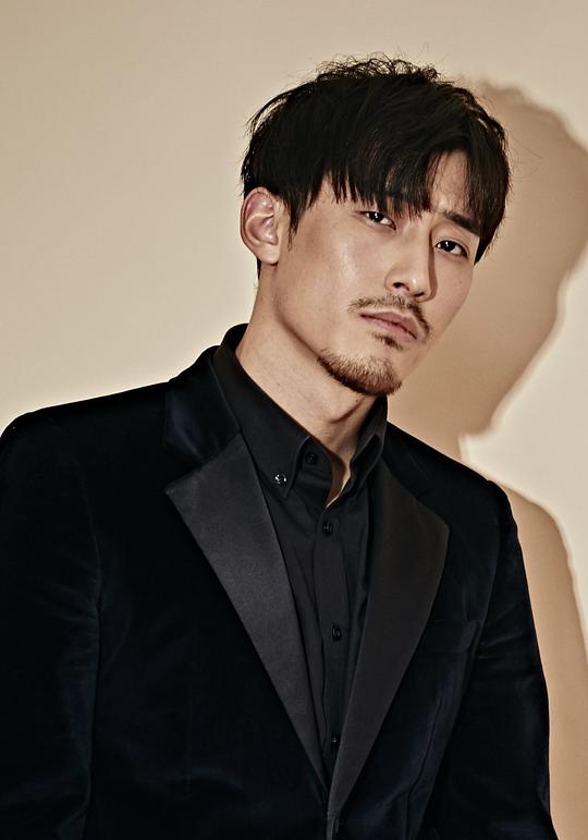 郭迈谦 Maiqian Guo照片