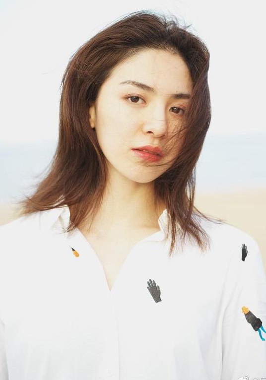 唐诗逸 Shiyi Tang照片