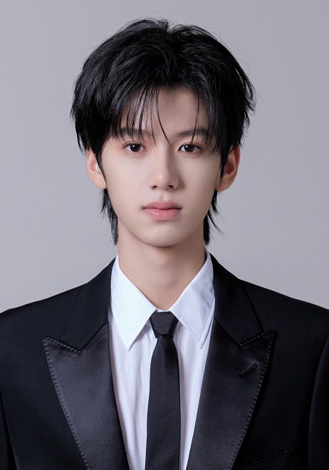 林子烨 Ziye Lin照片