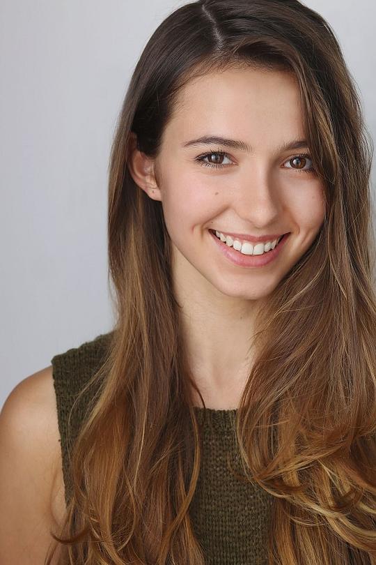 安杰丽卡·贝蒂·费利尼 Anjelica Bette Fellini照片